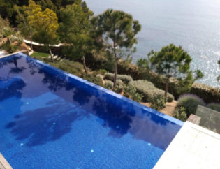 Jardí de Calella - Begur, Jardins Arnau